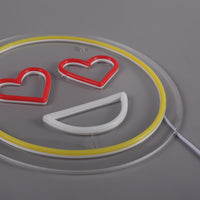 Emoji Love Neon Væglampe-Lightish-OutletLamper.dk