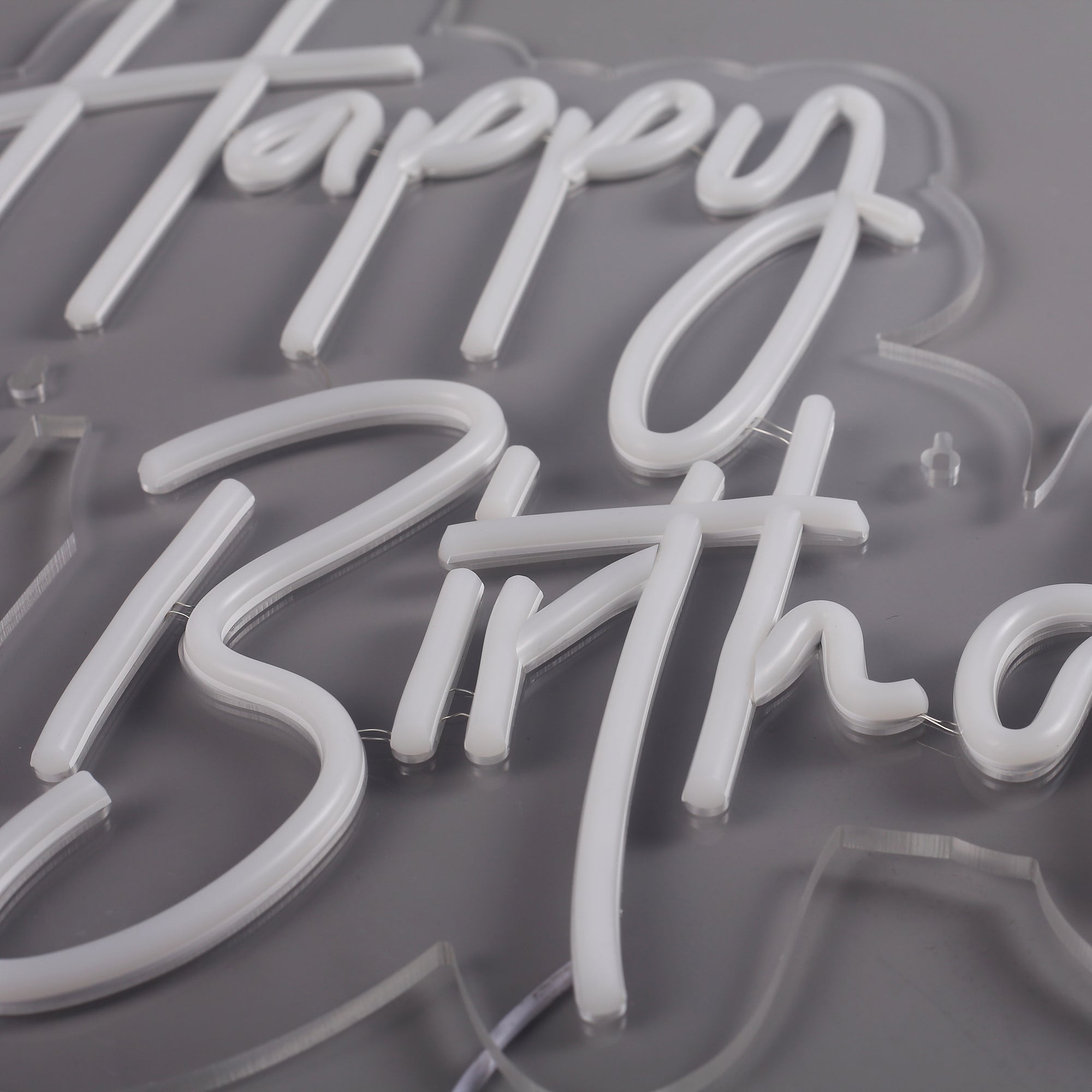 Happy Birthday Neon Væglampe-Lightish-OutletLamper.dk