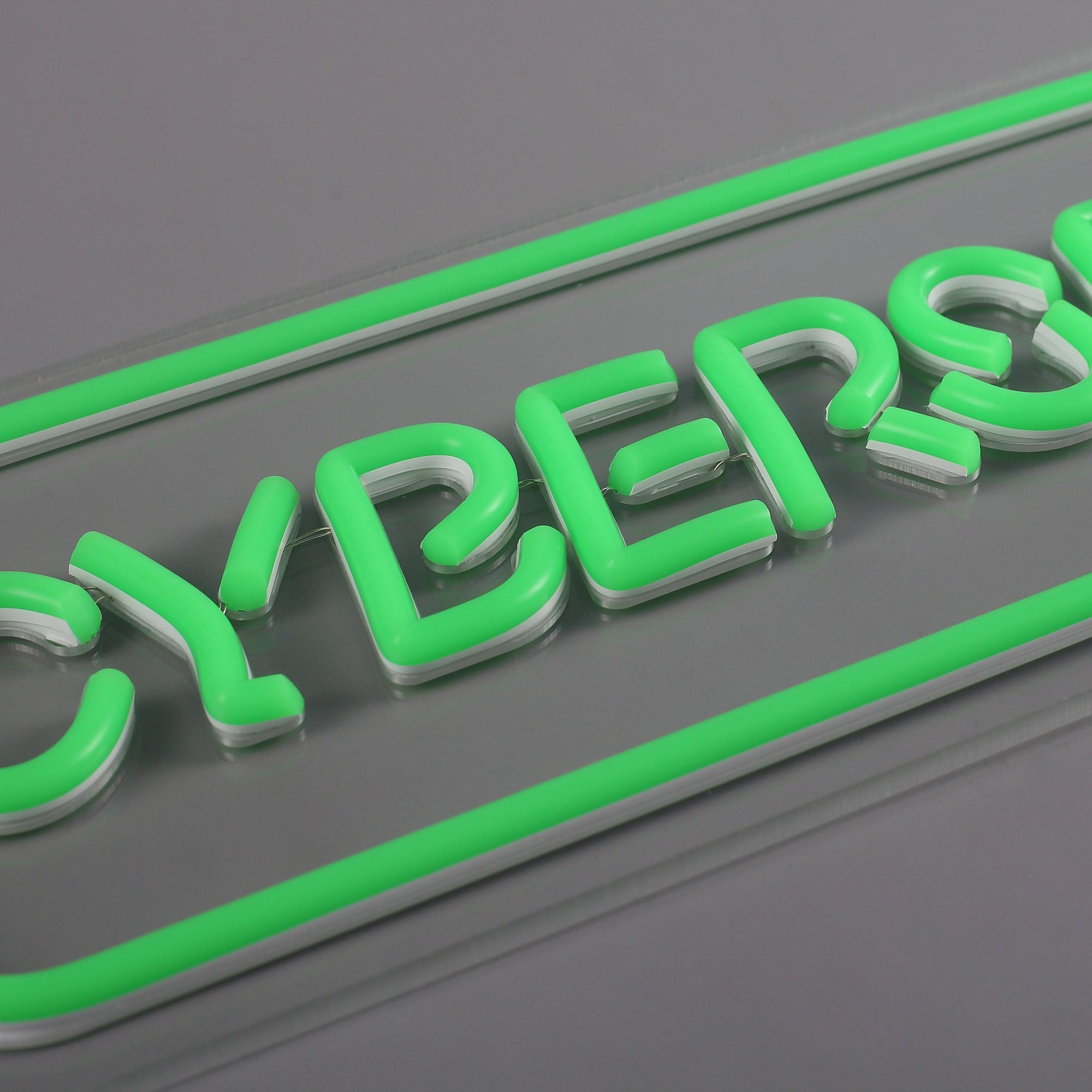 Cybersport Neon Væglampe-Lightish-OutletLamper.dk