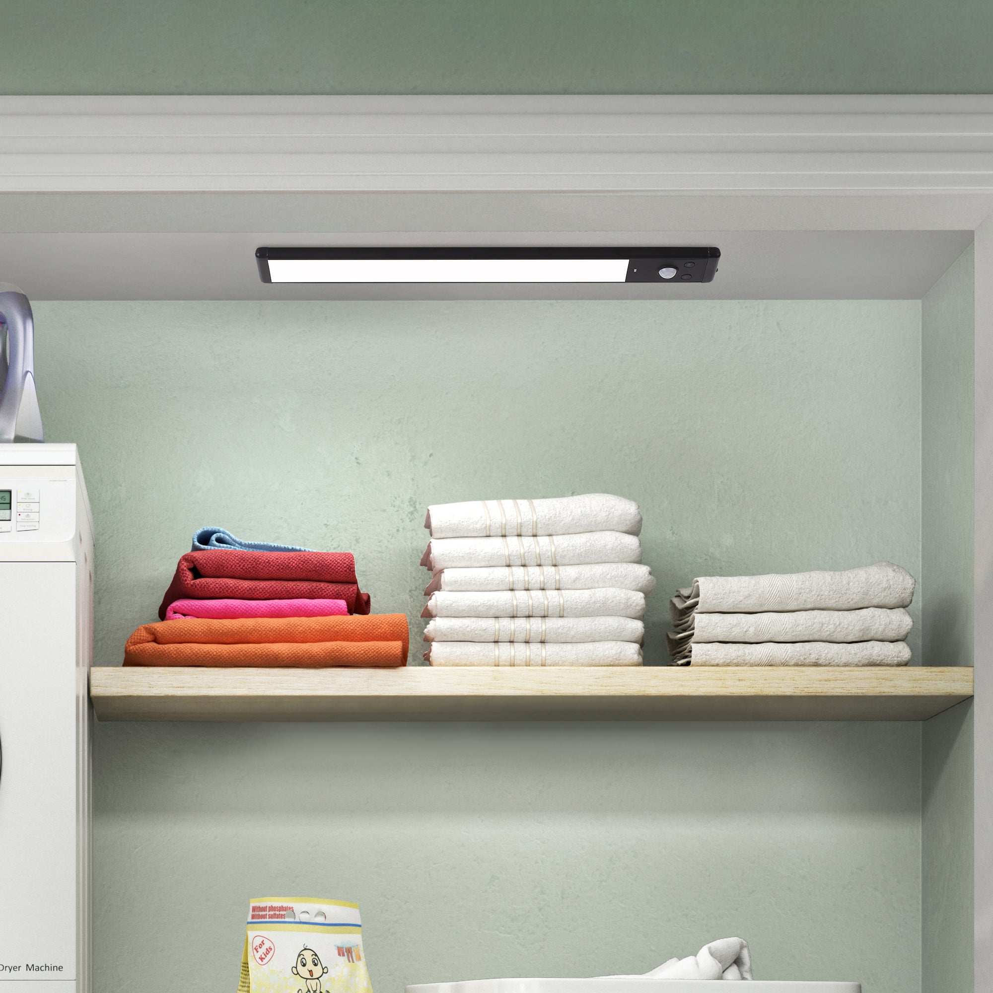 EasyBeam Trådløs Skabslampe m. Sensor Sort-Lightish-OutletLamper.dk