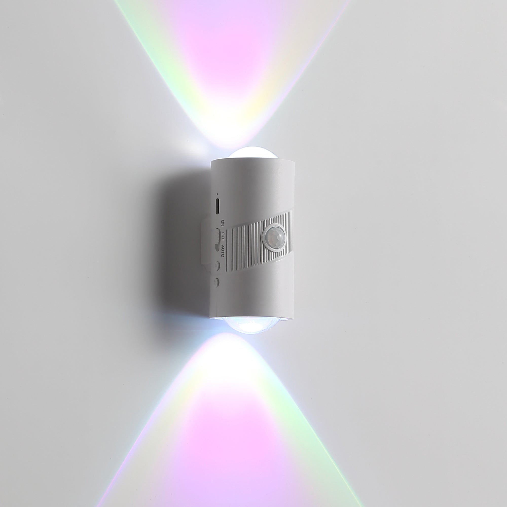 Daisy Trådløs Sensor Lampe Hvid RGB-Lightish-OutletLamper.dk