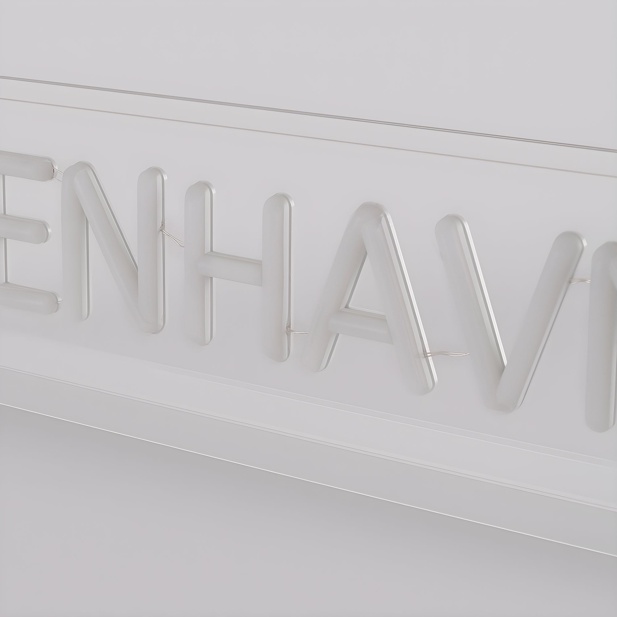 København LED Neon Box Bordlampe-Lightish-OutletLamper.dk