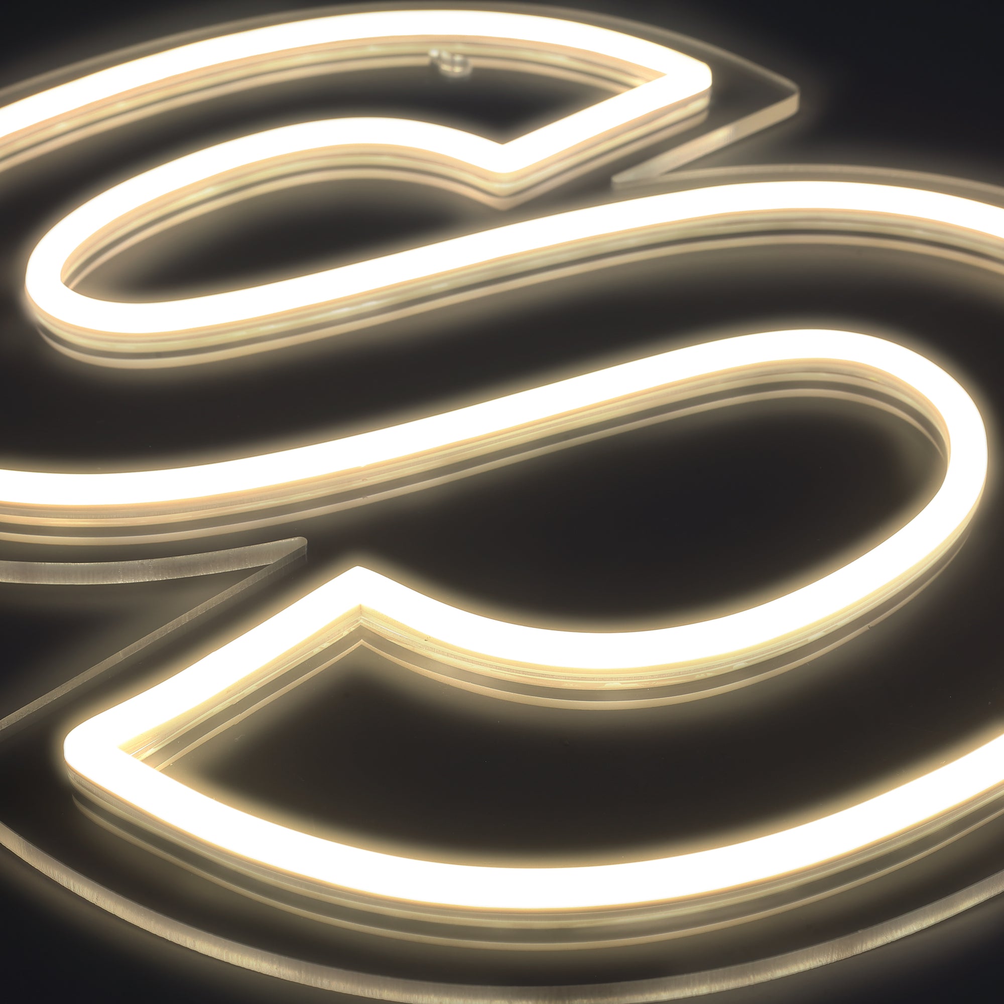 Bogstav S Neon Væglampe-Lightish-OutletLamper.dk